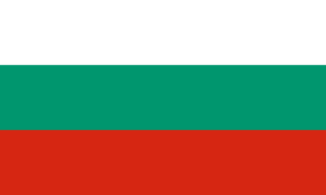 Bandera de Bulgaria: Tres franjas horizontales, blanca en la parte superior, verde en el medio y roja en la parte inferior.