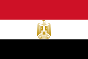 Bandera de Egipto: Tres franjas horizontales, roja, blanca con un águila, y negra.